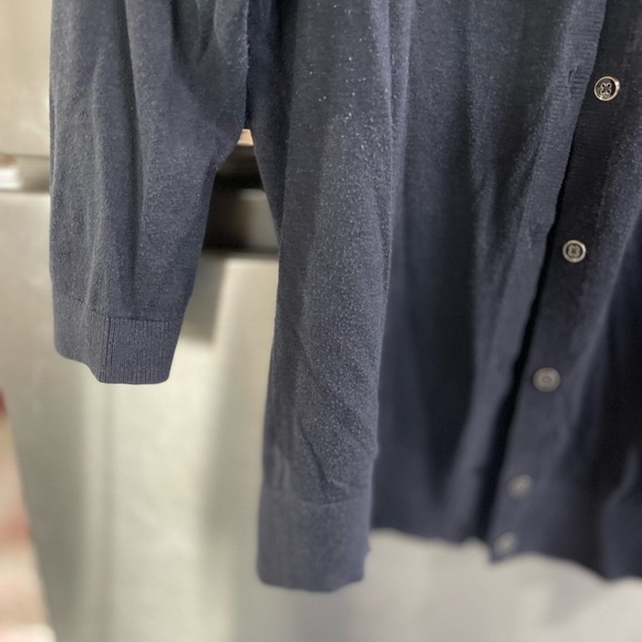 Banana Republic, Sweater‎ Women's size S Navy 3/4 Sleeve Cardigan with some wear - Picture 5 of 13